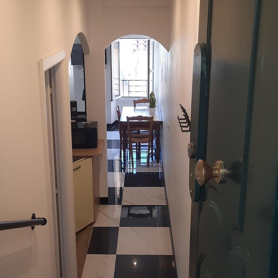 Logis Capodanna Menton Exteriör bild